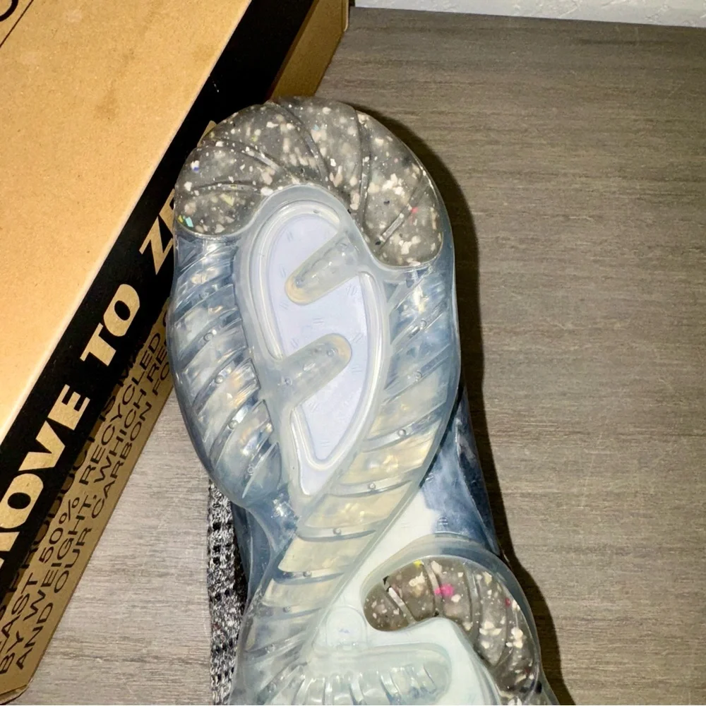 Nike Men’s Air VaporMax 2020 Flyknit, Black/Black/White, Size 10.5 - Picture 11 of 12